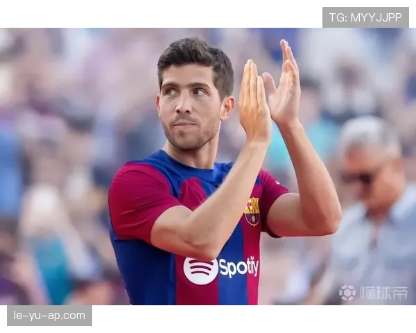 罗贝托中场防守再显神勇，助球队防线稳固状态回升