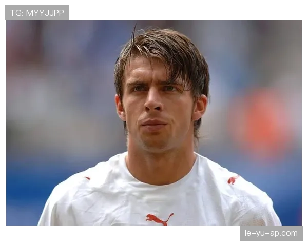 捷克国家队黄金一代焕发新生，余辉闪耀赛场状态回暖