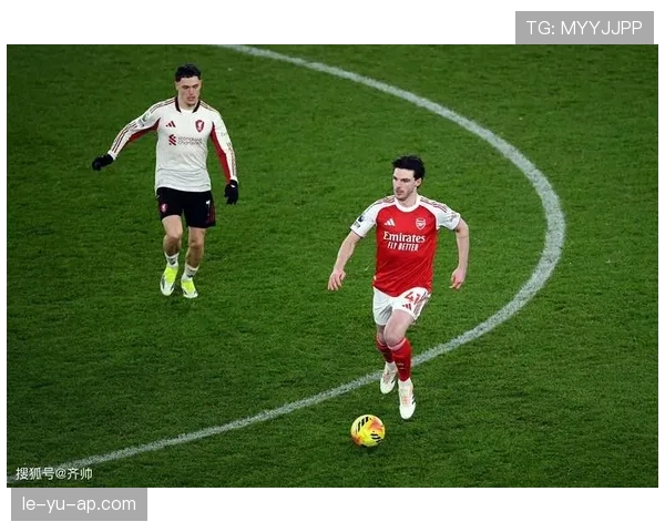 维拉萨维奇状态回暖，助球队斩获英超关键胜利