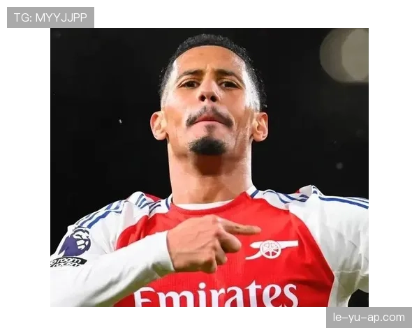 足坛新星闪耀赛场，潜力球员表现抢眼引关注