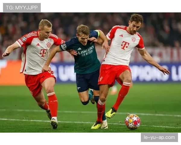 厄德高与穆西亚拉：技术型中场的战术角色与风格对比分析